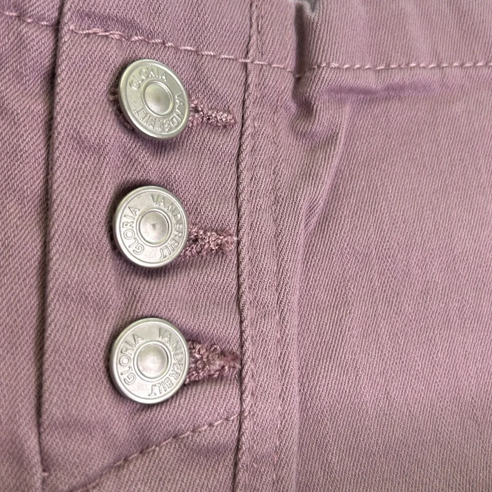 Gloria Vanderbilt Capri Pants - Picture 14 of 15